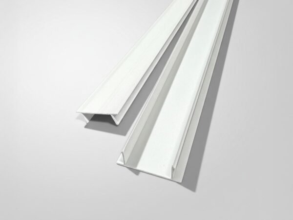 Tali Air Dinding / Groove Line (U-Channel) PVC