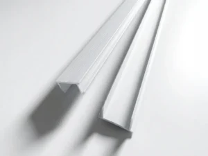 Tali Air Dinding / Groove Line / U-Channel PVC (2 cm)